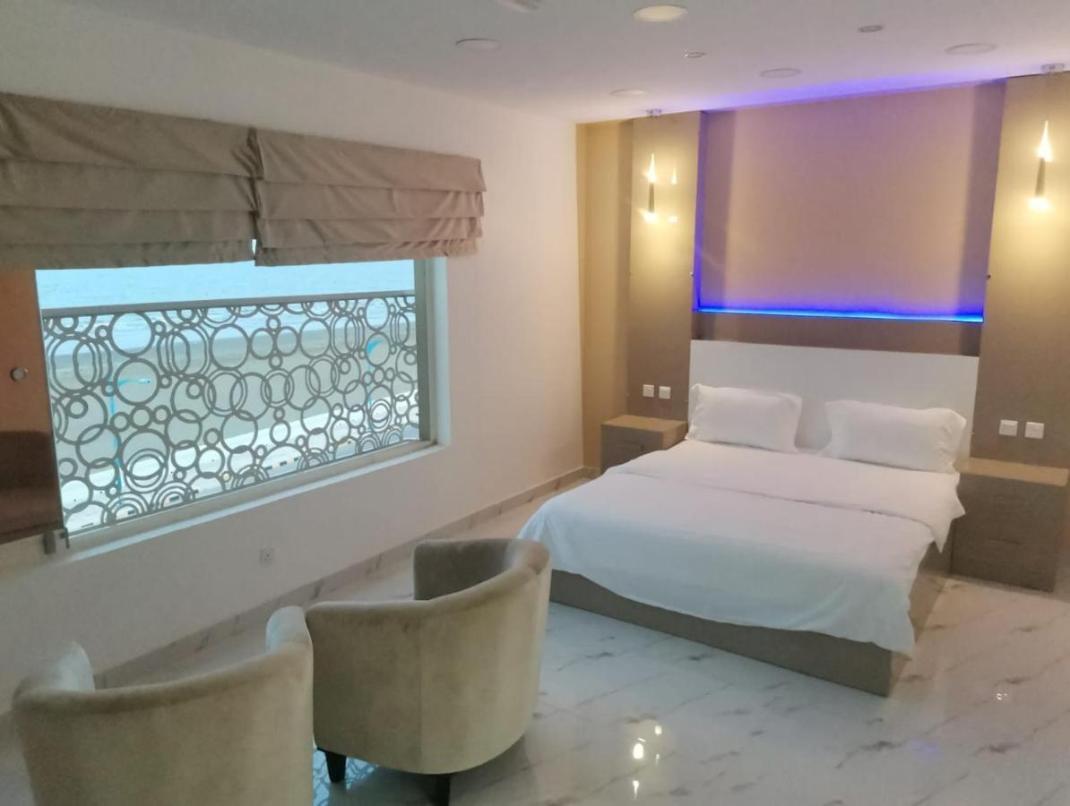 Hotel Marina H
