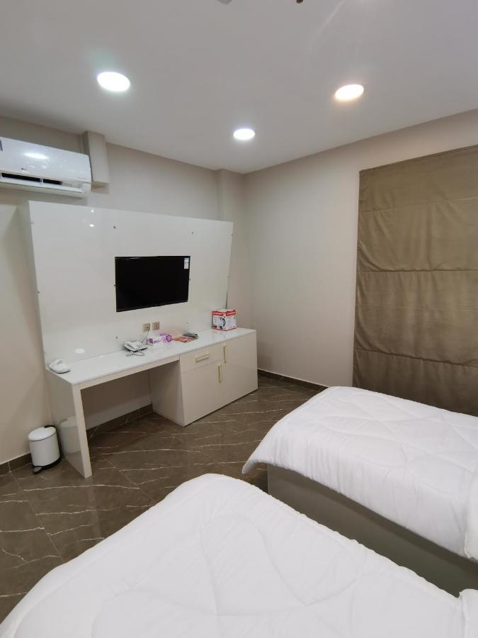 Hotel Marina H 2*