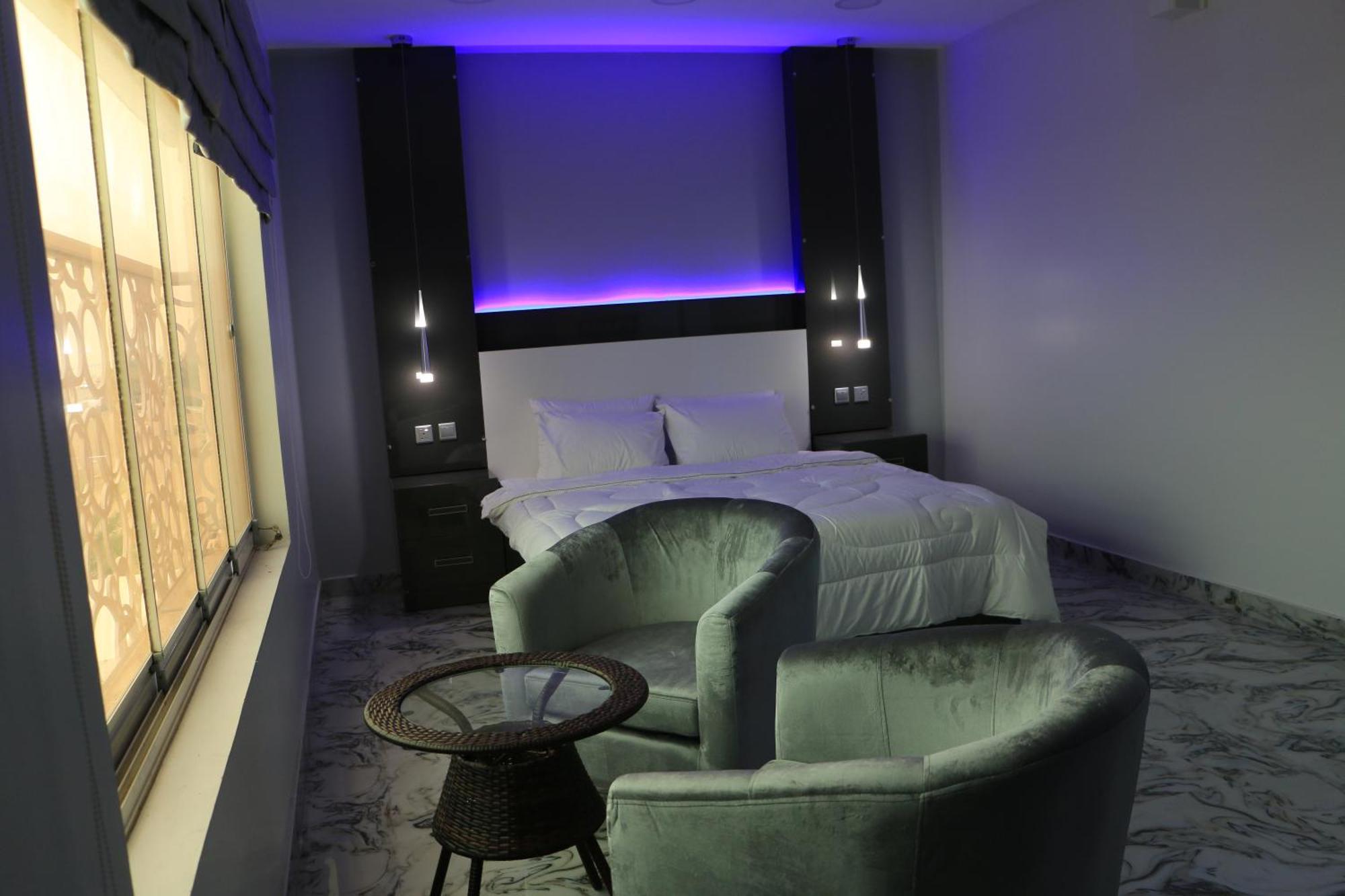 Hotel Marina H 2*